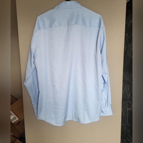 Flex Men's Light Blue Dress Shirt, Size Large - Picture 2 of 5